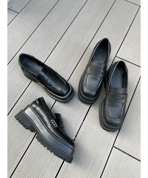 ENVYM（アンビー）の「チャンキーボリュームローファー（ブーツ・レディース・ブラック/ブラック系・22.5cm/23.5cm/24.5cm）」の4枚目の写真