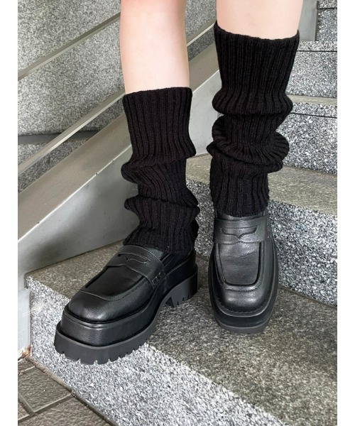 ENVYM（アンビー）の「チャンキーボリュームローファー（ブーツ・レディース・ブラック/ブラック系・22.5cm/23.5cm/24.5cm）」の5枚目の写真