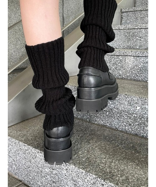 ENVYM（アンビー）の「チャンキーボリュームローファー（ブーツ・レディース・ブラック/ブラック系・22.5cm/23.5cm/24.5cm）」の8枚目の写真