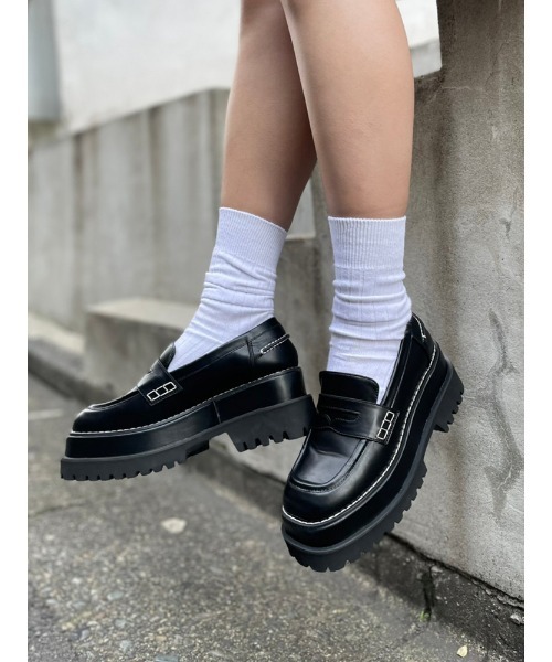 ENVYM（アンビー）の「チャンキーボリュームローファー（ブーツ・レディース・ブラック/ブラック系・22.5cm/23.5cm/24.5cm）」の9枚目の写真