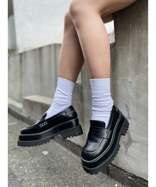 ENVYM（アンビー）の「チャンキーボリュームローファー（ブーツ・レディース・ブラック/ブラック系・22.5cm/23.5cm/24.5cm）」の20枚目の写真