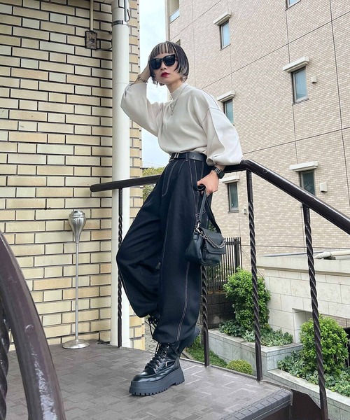 PAGEBOY（ページボーイ）の「12Gボリュームスリーブプルオーバー（Tシャツ/カットソー・レディース・ブラック/オフホワイト/オレンジ/ブルー系その他/グレイッシュベージュ/ピンク/ターコイズブルー/ダークオレンジ・FREE）」の17枚目の写真