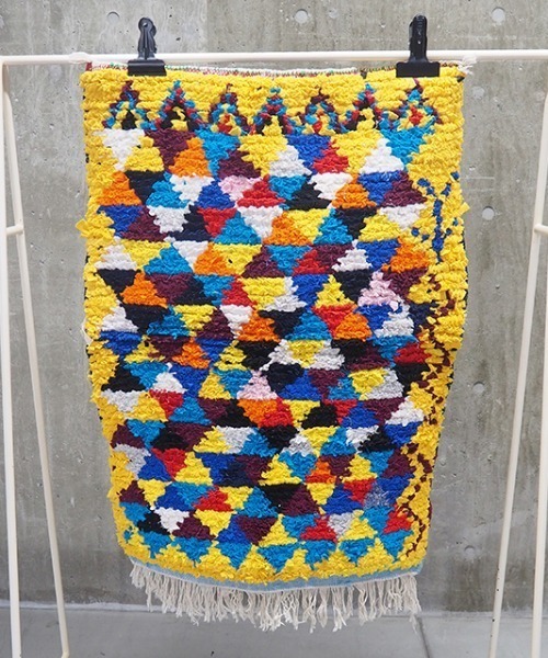 CONTROL FREAK / CTFK(コントロールフリーク)の「CONTROL FREAK(コントロールフリーク)BOUCHEROUITE(ラグ/マット・レディース・ホワイト/ブラック/レッド/オフホワイト/ピンク/イエロー/アイボリー/クリーム/マルチ/ストライプ/チェック・FREE)」の1枚目の写真