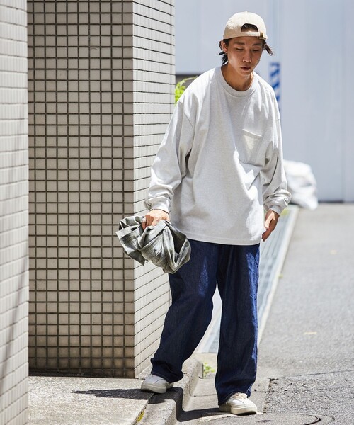 FREAK'S STORE（フリークスストア）の「WEB限定 ビッグシルエット マックスウェイト ロングスリーブ クルーネックTシャツ/ロンT/ヘビーウェイト（Tシャツ/カットソー・メンズ・ホワイト/ブラック/アッシュグレー/グレイッシュベージュ/ダークグリーン/ネイビー・SMALL/MEDIUM/LARGE）」の8枚目の写真