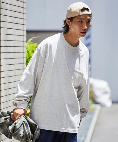 FREAK'S STORE（フリークスストア）の「WEB限定 ビッグシルエット マックスウェイト ロングスリーブ クルーネックTシャツ/ロンT/ヘビーウェイト（Tシャツ/カットソー・メンズ・ホワイト/ブラック/アッシュグレー/グレイッシュベージュ/ダークグリーン/ネイビー・SMALL/MEDIUM/LARGE）」の9枚目の写真