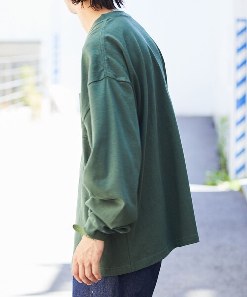 FREAK'S STORE（フリークスストア）の「WEB限定 ビッグシルエット マックスウェイト ロングスリーブ クルーネックTシャツ/ロンT/ヘビーウェイト（Tシャツ/カットソー・メンズ・ホワイト/ブラック/アッシュグレー/グレイッシュベージュ/ダークグリーン/ネイビー・SMALL/MEDIUM/LARGE）」の14枚目の写真