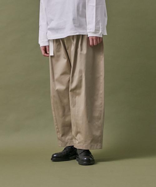PUBLIC TOKYO(パブリックトウキョウ)の「バルーンイージーベルトパンツ(デニムパンツ・メンズ・インディゴブルー/カーキ/ベージュ・1/2)」の22枚目の写真