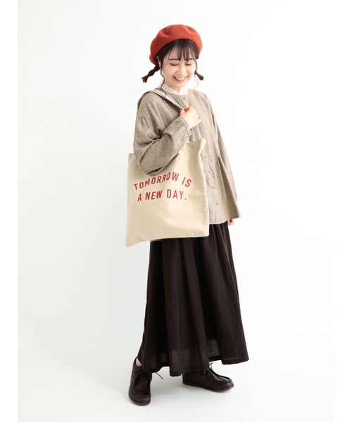 Samansa Mos2（サマンサ モスモス）の「キャンバスロゴトートバッグ（ハンドバッグ・レディース・ベージュ/オレンジ/チャコール・ﾌﾘ-）」の9枚目の写真