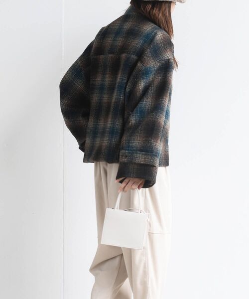 rps（アールピーエス）の「チェック柄ショート丈スタンドカラーコート（その他アウター・レディース・ブラウン/グリーン・M/L）」の10枚目の写真