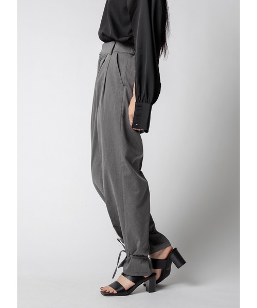 Adoon plain(アドーンプレーン)の「【2way】裾絞りパンツ(その他パンツ・レディース・ブラック/グレー・MEDIUM/LARGE)」の7枚目の写真
