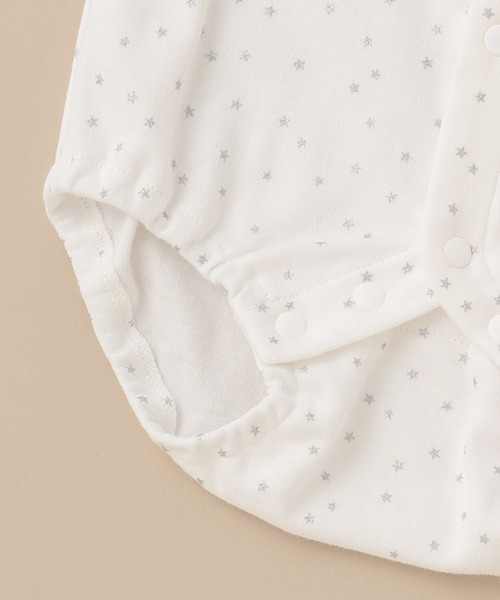 Sophie la girafe（ソフィーラジラフ）の「スターダストスムース長袖ボディスーツ【日本製】（肌着・キッズ・オフホワイト・80ｃｍ/70cm）」の6枚目の写真