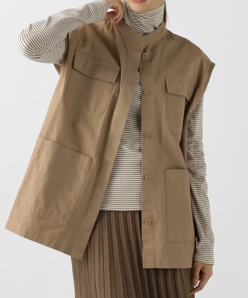 aity(アイティ)の「コットンツイル バンドカラー ミリタリーベスト(ベスト・レディース・アイボリー/カーキ/ベージュ・M)」の20枚目の写真