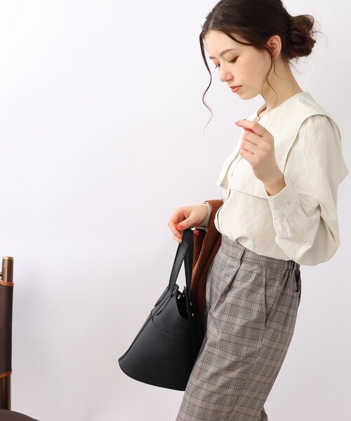 DRESKIP（ドレスキップ）の「◆大人かわいい着こなしに！ビッグ襟セ－ラカラ－ブラウス（シャツ/ブラウス・レディース・ナチュラル/ブラック/ピンク系・02/03）」の18枚目の写真