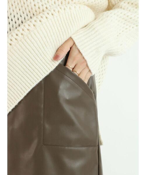 Te chichi（テチチ）の「エコレザーアウトポケットタイトスカート（スカート・レディース・ブラック/ブラウン・SMALL/MEDIUM）」の14枚目の写真