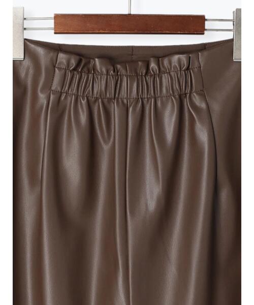 Te chichi（テチチ）の「エコレザーアウトポケットタイトスカート（スカート・レディース・ブラック/ブラウン・SMALL/MEDIUM）」の5枚目の写真