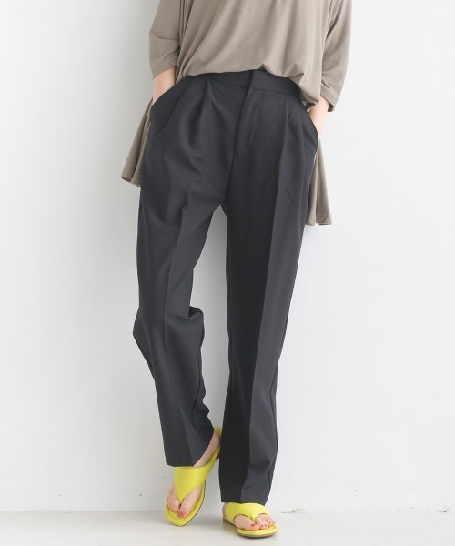 OMNES(オムネス)の「TRストレッチタックテーパードパンツ(その他パンツ・レディース・ピンク/モスグリーン/モカ/ブラック/グレー・LARGE/MEDIUM/X-LARGE)」の2枚目の写真