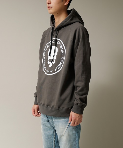 NUMBER (N)INE（ナンバーナイン）の「SCHOOL OF VISUAL COMEDY PULLOVER HOODIE（パーカー・メンズ・ダークグレー/ブラック/トップグレー・2/3/4）」の8枚目の写真
