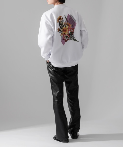 Adoon plain（アドーンプレーン）の「【Adoon plain】フラワーバックプリントスウェット（スウェット・メンズ・ブラック/オフホワイト・LARGE/MEDIUM）」の5枚目の写真