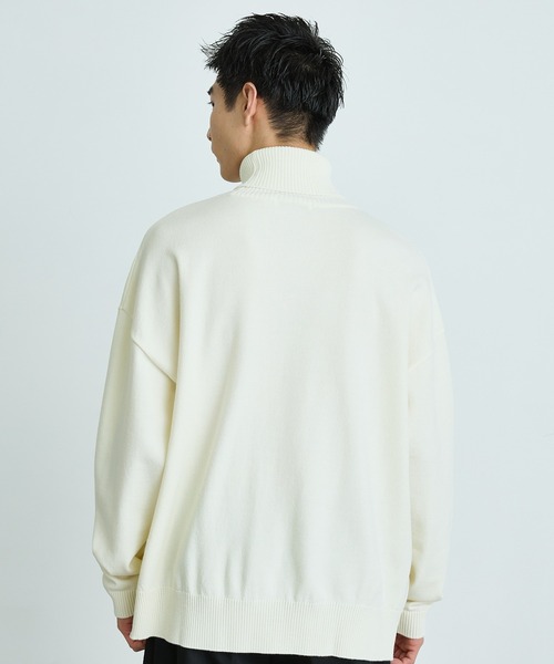 PUBLIC TOKYO(パブリックトウキョウ)の「〈ユニセックス / フリーサイズ〉ウールオーバータートルニット(ニット/セーター・メンズ・サックスブルー/グリーン/アイボリー/ブラック・FREE)」の19枚目の写真