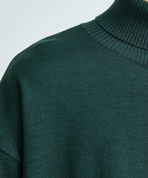 PUBLIC TOKYO(パブリックトウキョウ)の「〈ユニセックス / フリーサイズ〉ウールオーバータートルニット(ニット/セーター・メンズ・サックスブルー/グリーン/アイボリー/ブラック・FREE)」の8枚目の写真