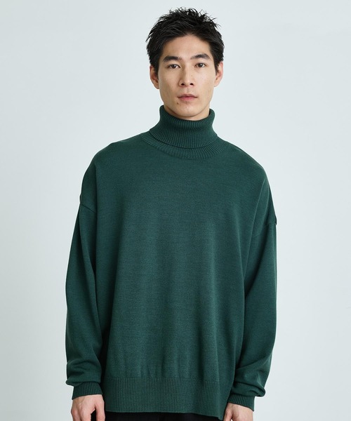 PUBLIC TOKYO(パブリックトウキョウ)の「〈ユニセックス / フリーサイズ〉ウールオーバータートルニット(ニット/セーター・メンズ・サックスブルー/グリーン/アイボリー/ブラック・FREE)」の12枚目の写真