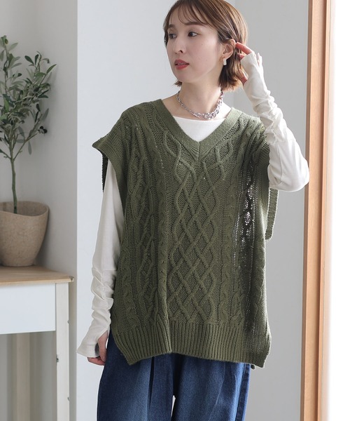 ElegChic(エレグシック)の「ボートネック指空きTシャツ 長袖(Tシャツ/カットソー・レディース・杢グレー/オフホワイト/チャコールグレー/カーキ/グレイッシュベージュ/ブラック/ネイビー/パープル系その他/ライトグレー・M/L/XL/3L/4L)」の12枚目の写真