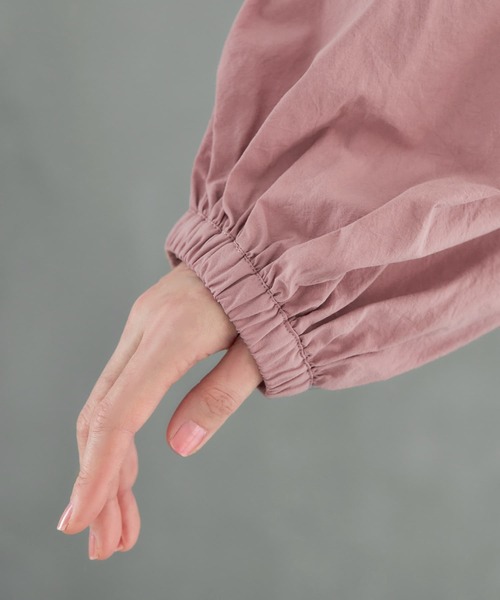 STYLE DELI（スタイルデリ）の「バルーンスリーブタックワンピース（ワンピース・レディース・ブラック/ピンク・01/02）」の16枚目の写真