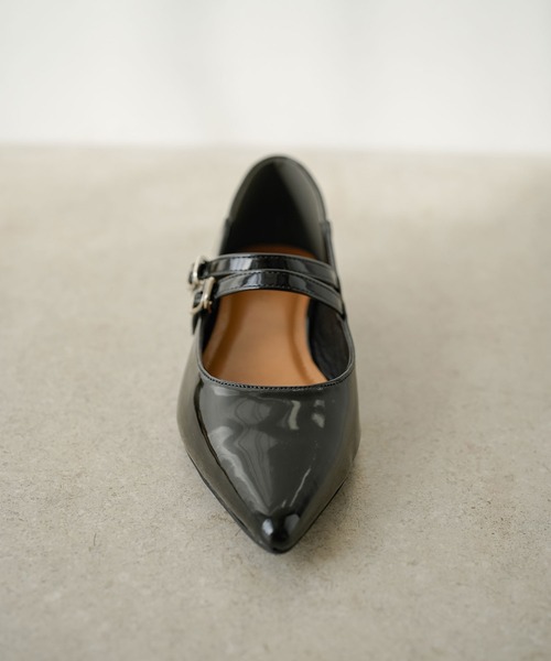 rectangle（レクタングル）の「ダブルストラップパンプス（パンプス・レディース・アイボリー/ブラック/ゴールド・SMALL/MEDIUM/LARGE）」の9枚目の写真