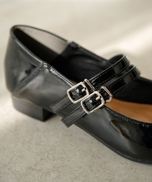 rectangle（レクタングル）の「ダブルストラップパンプス（パンプス・レディース・アイボリー/ブラック/ゴールド・SMALL/MEDIUM/LARGE）」の13枚目の写真