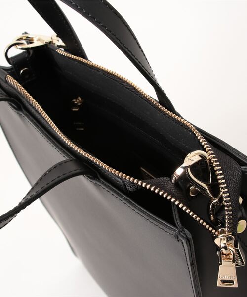 RIPANI(リパーニ)の「【RIPANI】チェーンストラップレザーバッグ(Q36317)(ハンドバッグ・レディース・ブラック/グリーン/ブラウン・ALL)」の6枚目の写真