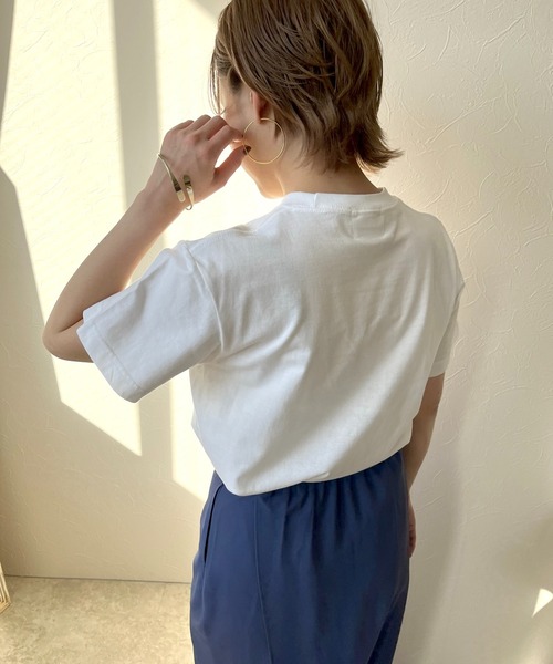LHELBIE（レルビエ）の「AmitieフロッキーロゴTシャツ（Tシャツ/カットソー・レディース・オフホワイト/チャコールグレー/ホワイト・M）」の9枚目の写真