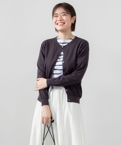 Rie Miller（リエミラー）の「《手洗い可能》GIZA COTTONベーシッククルーカーディガン（カーディガン/ボレロ・レディース・レッド/ブラウン/グリーン/チャコールグレー・38/36）」の20枚目の写真