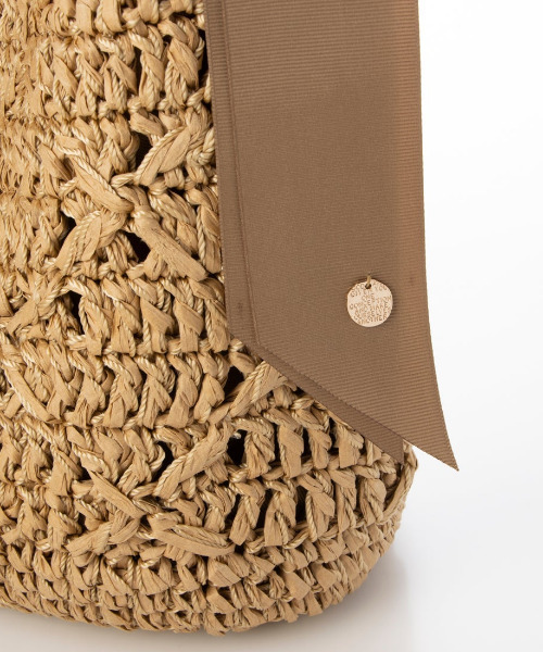 cache cache（カシュ カシュ）の「カシュカシュ cachecache / 下がりグログラン柄編みワンハンドルクロッシェトート（かごバッグ・レディース・オレンジ/サックスブルー/ブラック/ブラウン/カーキ/ライトグレー・FREE）」の14枚目の写真