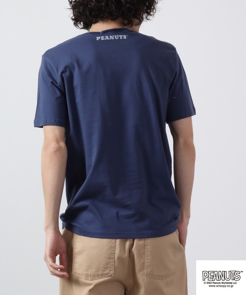 PEANUTS（ピーナッツ）の「PEANUTS スヌーピー アロハ柄 Tシャツ 半袖（Tシャツ/カットソー・レディース・カーキ/グレー系その他/アイボリー/ピンク系その他/グレイッシュベージュ/チャコールグレー/クリーム/グレイッシュブルー/グリーン/ホワイト系その他/ネイビー/ベージュ・M/L/LL）」の21枚目の写真