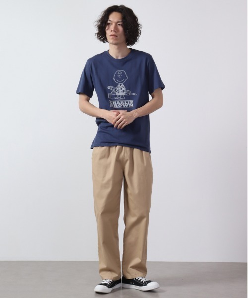 PEANUTS（ピーナッツ）の「PEANUTS スヌーピー アロハ柄 Tシャツ 半袖（Tシャツ/カットソー・レディース・カーキ/グレー系その他/アイボリー/ピンク系その他/グレイッシュベージュ/チャコールグレー/クリーム/グレイッシュブルー/グリーン/ホワイト系その他/ネイビー/ベージュ・M/L/LL）」の20枚目の写真