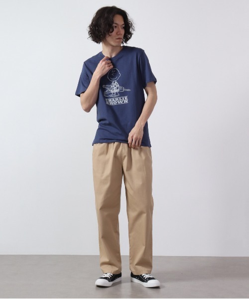 PEANUTS（ピーナッツ）の「PEANUTS スヌーピー アロハ柄 Tシャツ 半袖（Tシャツ/カットソー・レディース・カーキ/グレー系その他/アイボリー/ピンク系その他/グレイッシュベージュ/チャコールグレー/クリーム/グレイッシュブルー/グリーン/ホワイト系その他/ネイビー/ベージュ・M/L/LL）」の19枚目の写真