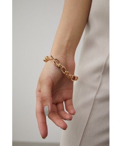 AZUL by moussy（アズールバイマウジー）の「MIXED CHAIN BRACELET/ミックスチェーンブレスレット（ブレスレット・レディース・シルバー/ゴールド系その他・FREE）」の12枚目の写真