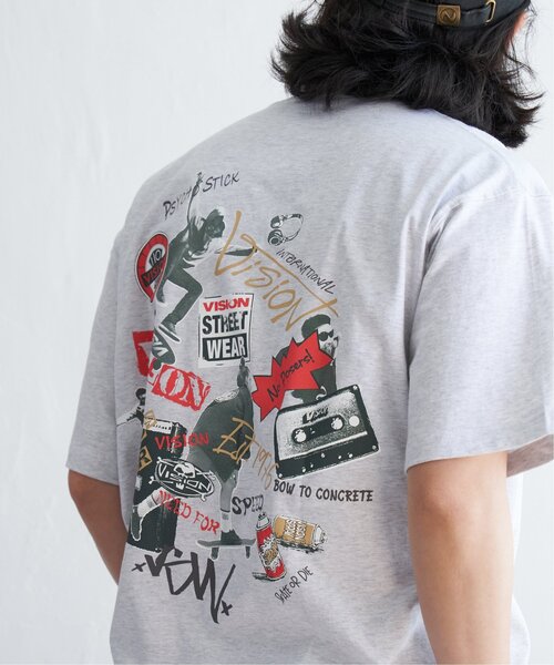 VISION STREET WEAR(ヴィジョンストリートウェア)の「VISION STREET WEAR ヴィジョンストリートウェア マルチスケーターフォトTシャツ(Tシャツ/カットソー・メンズ・チャコールグレー/ライトグレー/ホワイト・M/L)」の4枚目の写真