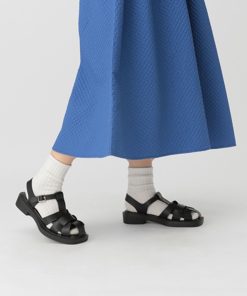 saloon（サルーン）の「SALOON(サルーン)/グルカサンダル（サンダル・レディース・ブラウン/ブラック/オフホワイト・MEDIUM/LARGE/SMALL）」の9枚目の写真