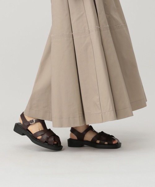 saloon（サルーン）の「SALOON(サルーン)/グルカサンダル（サンダル・レディース・ブラウン/ブラック/オフホワイト・MEDIUM/LARGE/SMALL）」の10枚目の写真