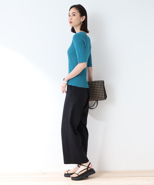 INDIVI(インディヴィ)の「◆【洗える/日本製】リネン混ニットトップス(ニット/セーター・レディース・ブルー/ブラック/ライトグレー/ダークブラウン・05/38)」の14枚目の写真