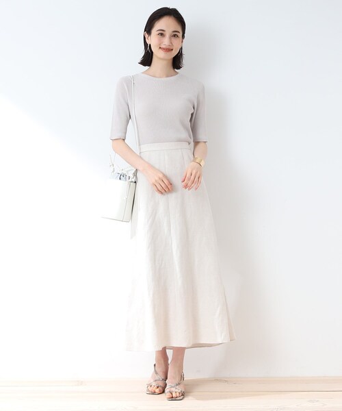 INDIVI(インディヴィ)の「◆【洗える/日本製】リネン混ニットトップス(ニット/セーター・レディース・ブルー/ブラック/ライトグレー/ダークブラウン・05/38)」の16枚目の写真