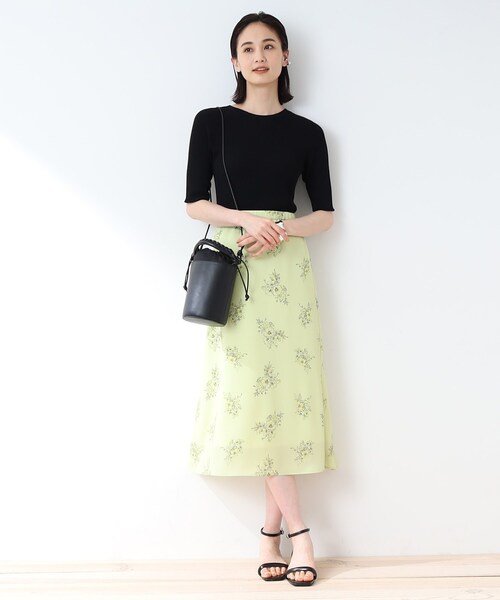 INDIVI(インディヴィ)の「◆【洗える/日本製】リネン混ニットトップス(ニット/セーター・レディース・ブルー/ブラック/ライトグレー/ダークブラウン・05/38)」の20枚目の写真