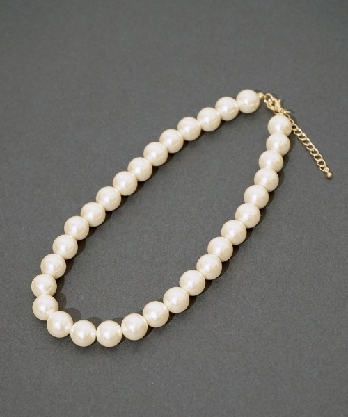 flower（フラワー）の「ドロップショートネックレス（ネックレス・レディース・ホワイト・FREE）」の9枚目の写真