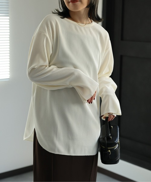 ap retro(アプレトロ)の「デザインスリーブプルオーバー /長袖カット/ロンT(Tシャツ/カットソー・レディース・アイボリー/ブラック・MEDIUM)」の11枚目の写真