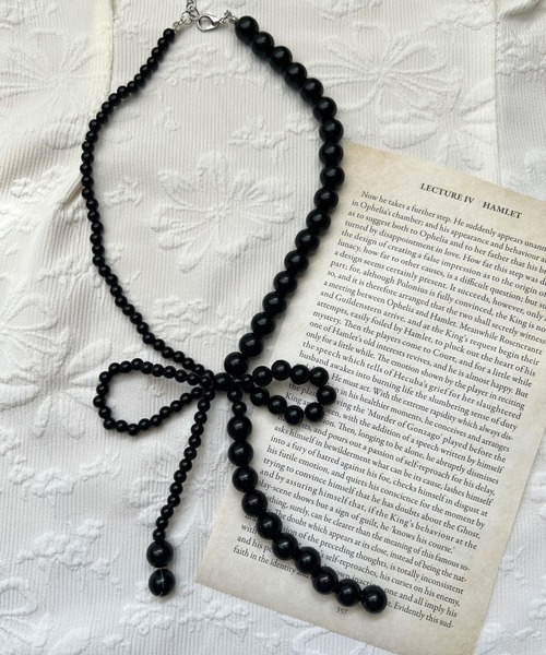 cuorequal（クオレコール）の「リボンパールネックレス（ネックレス・レディース・ホワイト/ブラック・FREE）」の2枚目の写真