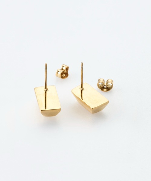 ADPOSION(アドポーション)の「【金属アレルギー対応】サージカルステンレス スクエアピアス(ピアス(両耳用)・レディース・シルバー/ゴールド・FREE)」の6枚目の写真