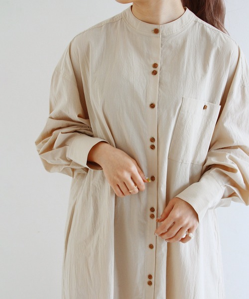 Crisp（クリスプ）の「プレイフルロングシャツワンピース（ワンピース・レディース・ベージュ/マスタード/ホワイト・FREE）」の3枚目の写真