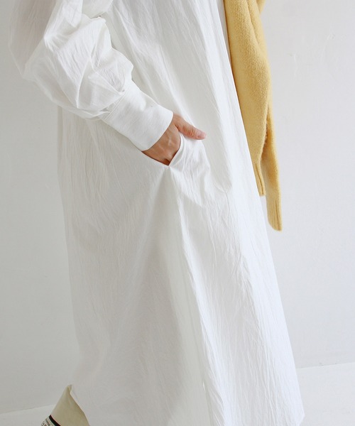 Crisp（クリスプ）の「プレイフルロングシャツワンピース（ワンピース・レディース・ベージュ/マスタード/ホワイト・FREE）」の4枚目の写真