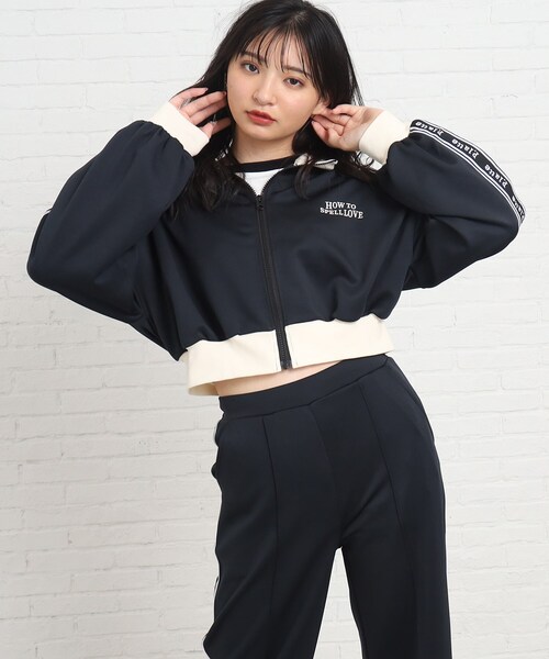 PINK-latte（ピンクラテ）の「ダイバー素材短丈ジップアップ（ブルゾン